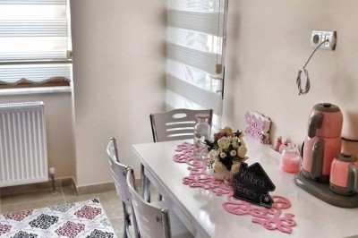 Kahverenginin verdiği huzur dolu bir ev